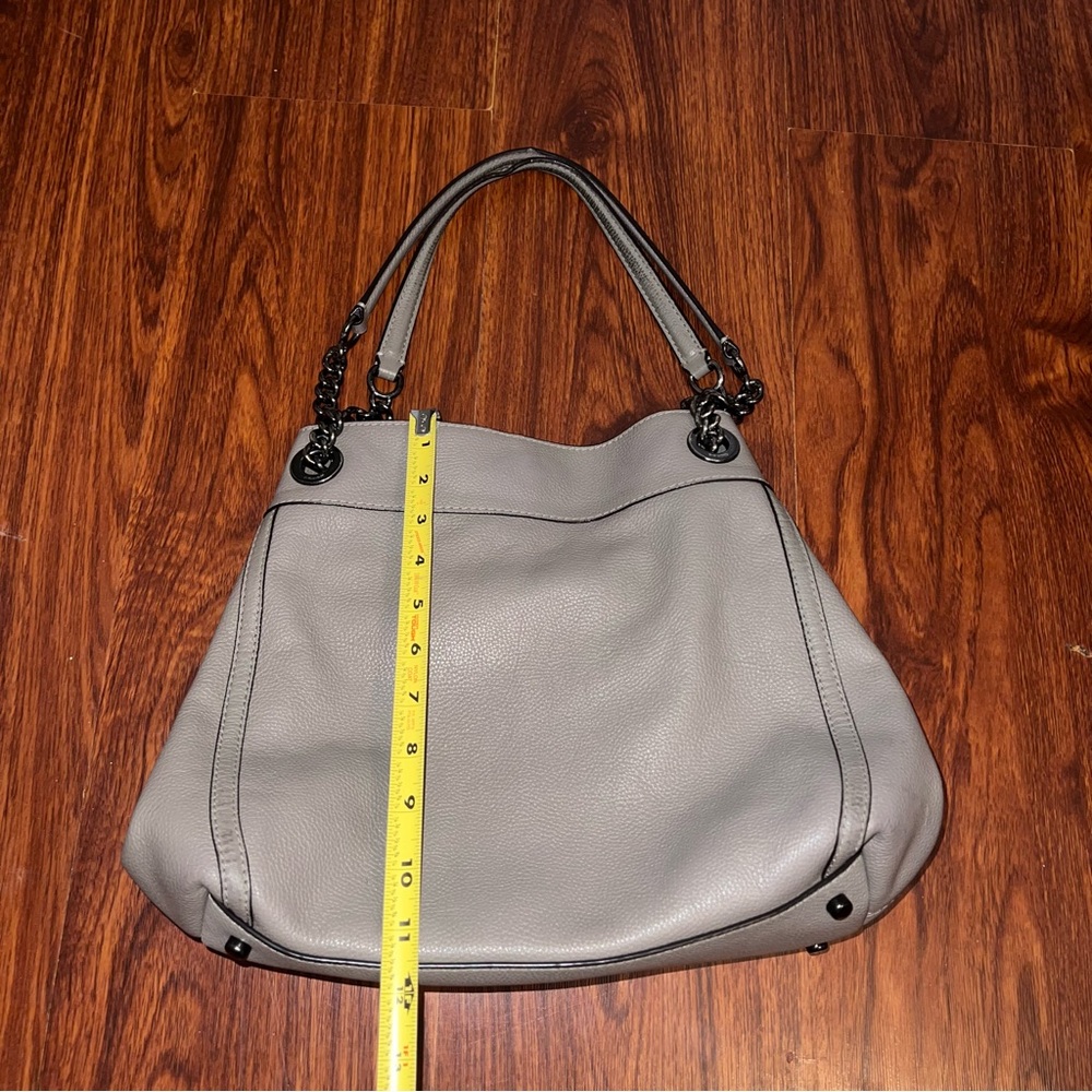 Coach Turnlock Edie Leather Shoulder Bag in Gray - Picture 4 of 13